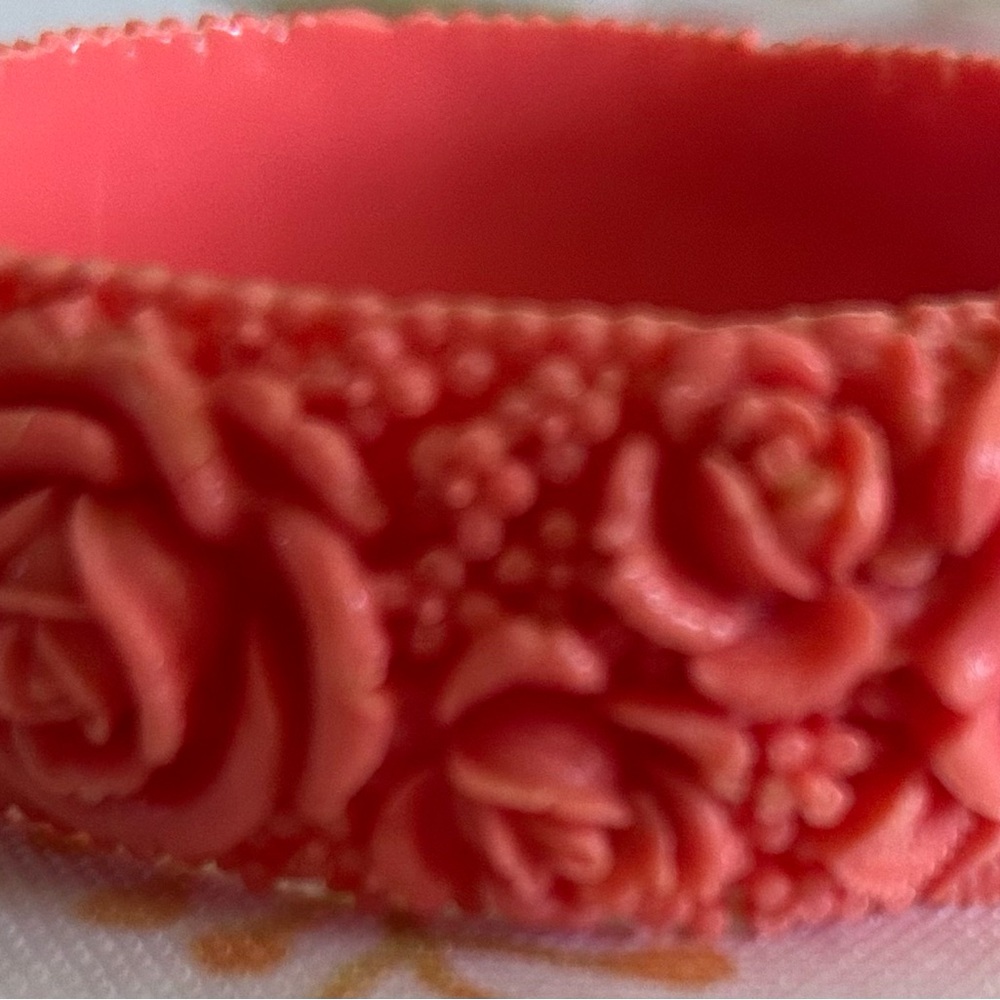 Vintage celluloid bracelet carved flowers peachy orange color ornate antique. - Picture 11 of 16